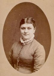 Jeanne Guenot (1).jpg